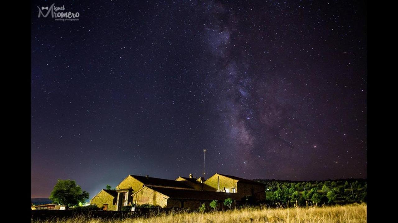 Hotel La Fonda De La Estacion La Puebla De Valverde Εξωτερικό φωτογραφία